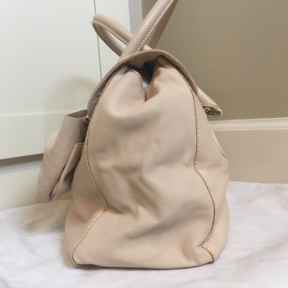 💐 Valentino Garavani Bow Satchel - Picture 6 of 9